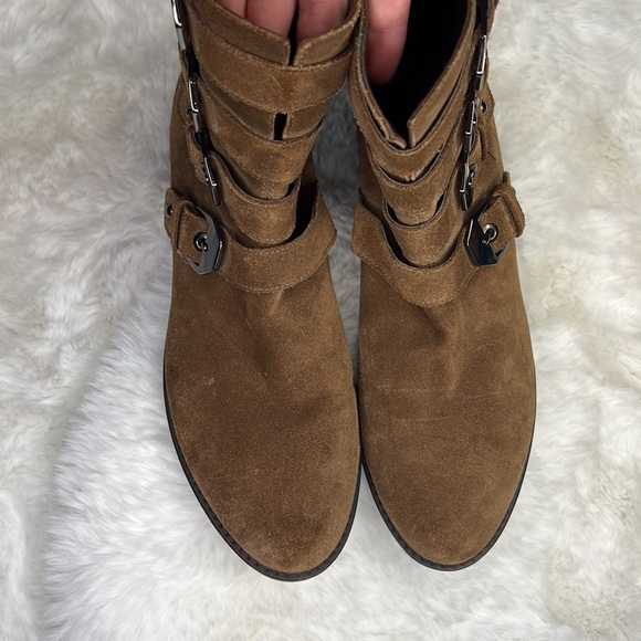 Stuart Weitzman Jitterbug Suede Boot Brown Buckel Booties SZ 7 - Picture 6 of 10